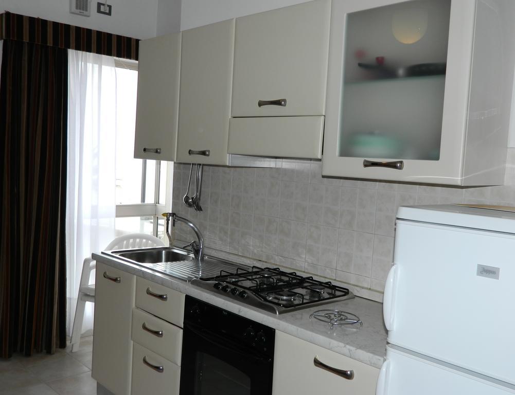 Residence Dei Fiori ボルディゲーラ 部屋 写真